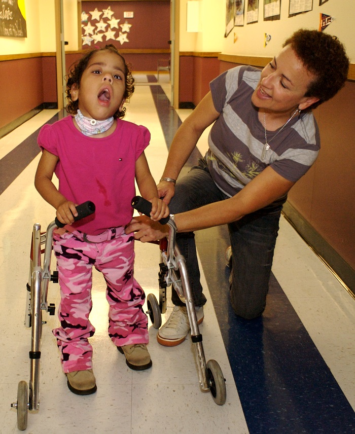Orientation and Mobility Training: The Way to Go – Texas Deafblind Project